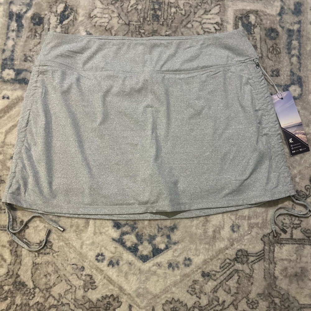 Kyodan Gray Athletic Skirt w/ Shorts Underneath